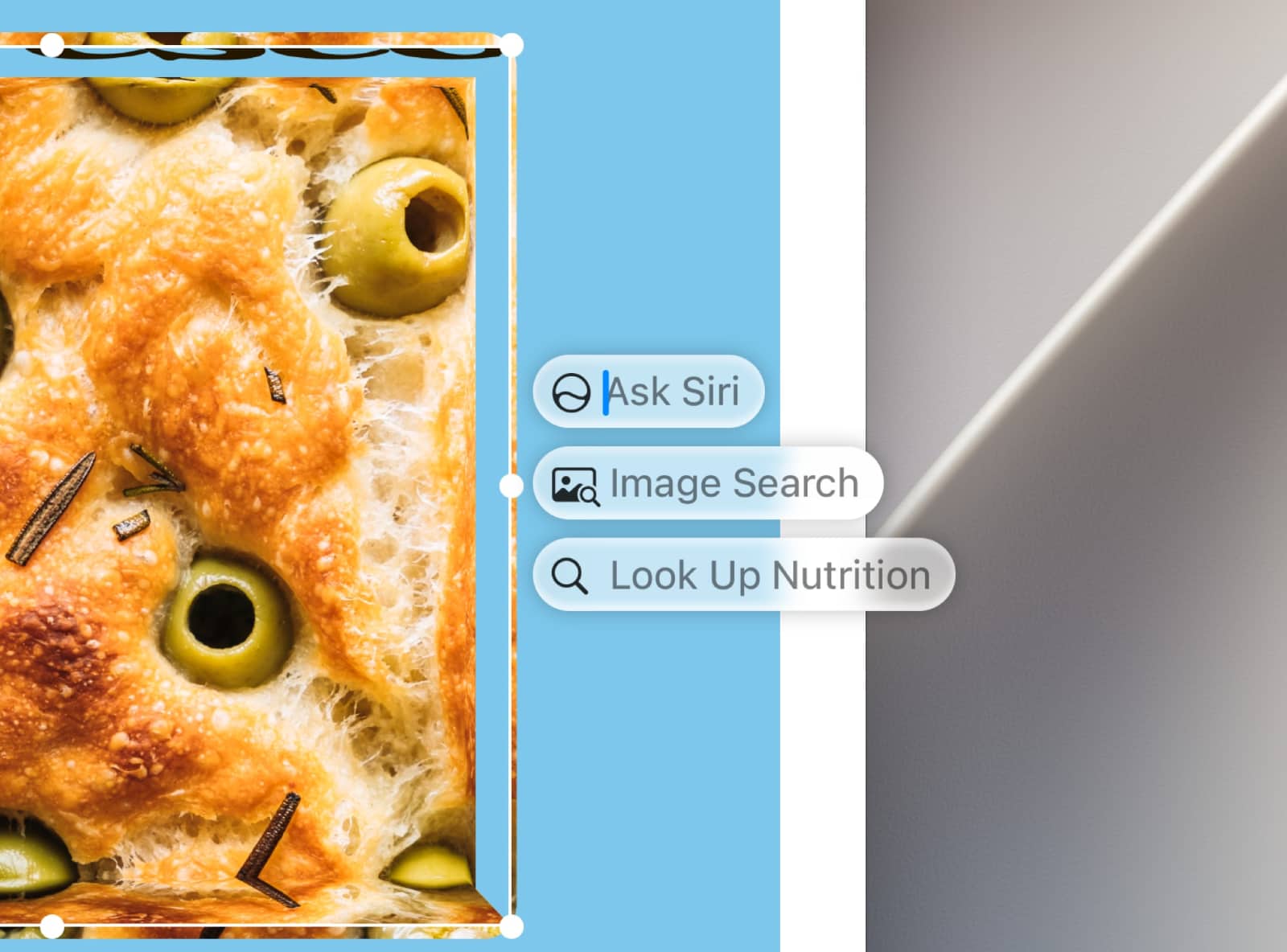How Apple's New Siri Finally Understands What You Mean