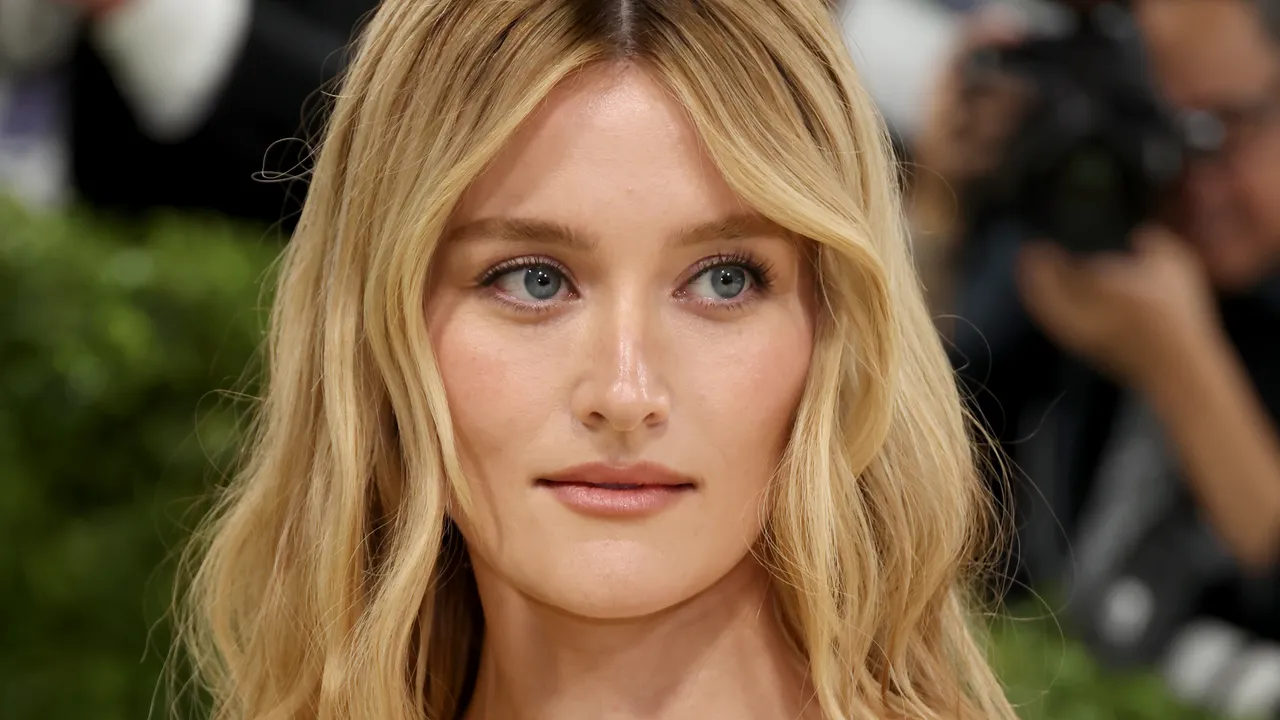Master the Suede Skin Technique for a Soft-Focus Complexion