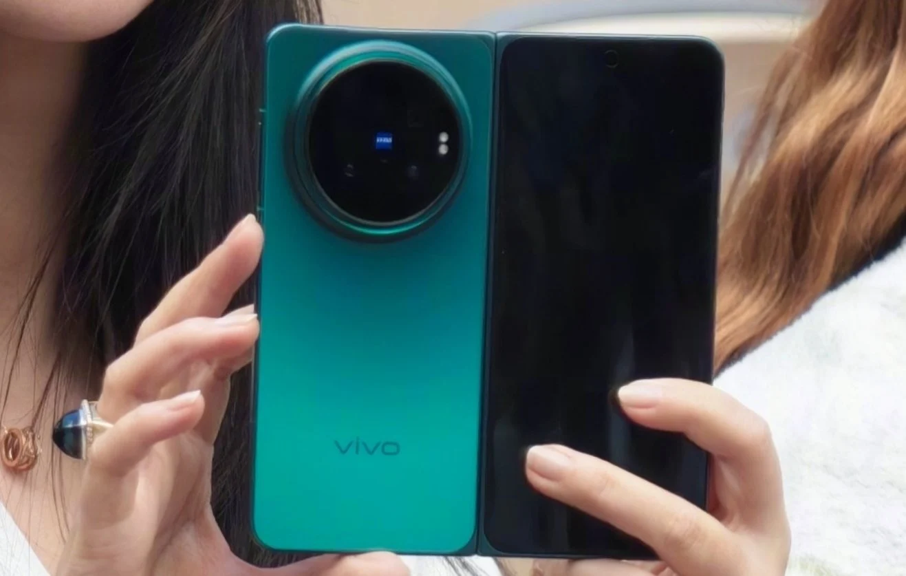 Vivo X Fold 6 Leaks Point to AI Foldable With Huge Battery