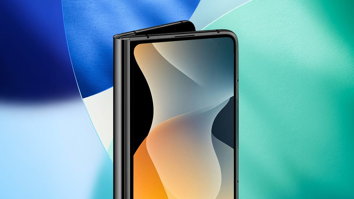 iOS 27 Code Hints at Apple’s Foldable iPhone Strategy