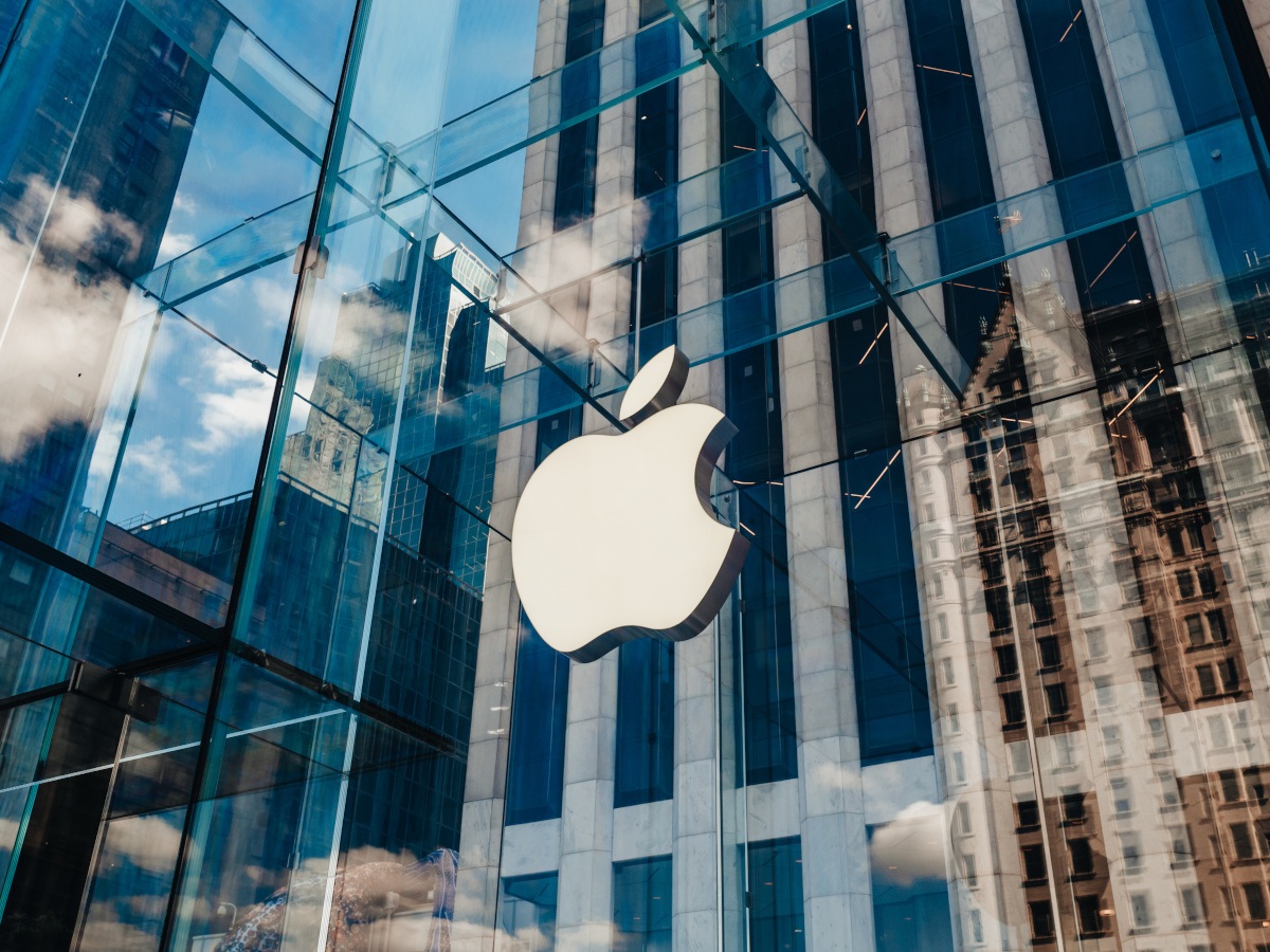 Apple Intelligence and Siri AI Delayed on iPhone and iPad in the EU