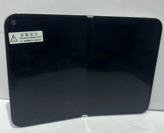 Foldable iPhone Dummy Leak Points to 7.8-Inch OLED and Titanium Frame