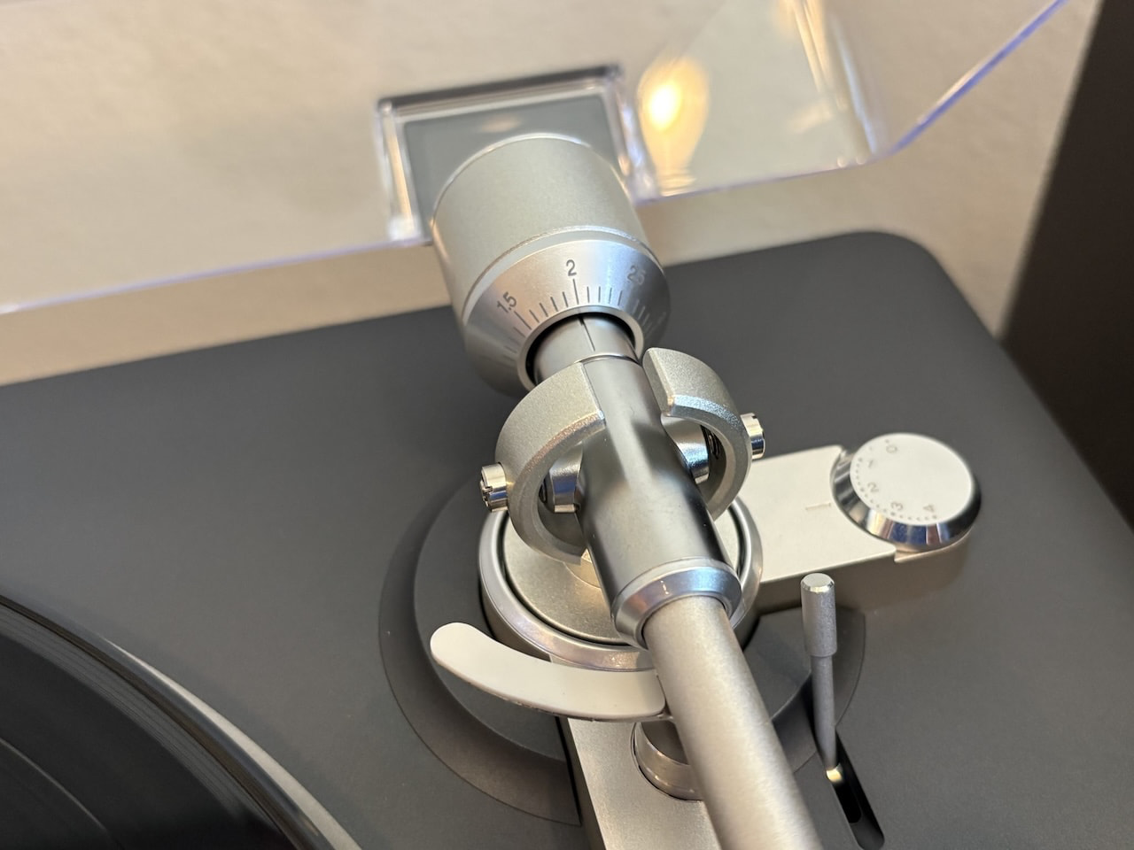 Bluetooth Turntables Bridge Analog Ritual and Wireless Ease