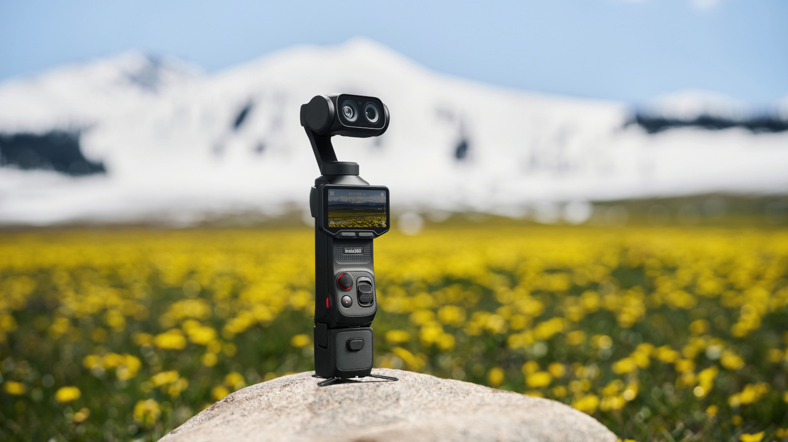 Insta360 Luna Ultra vs DJI Osmo Pocket 4: Leica Optics Take on a Gimbal Icon