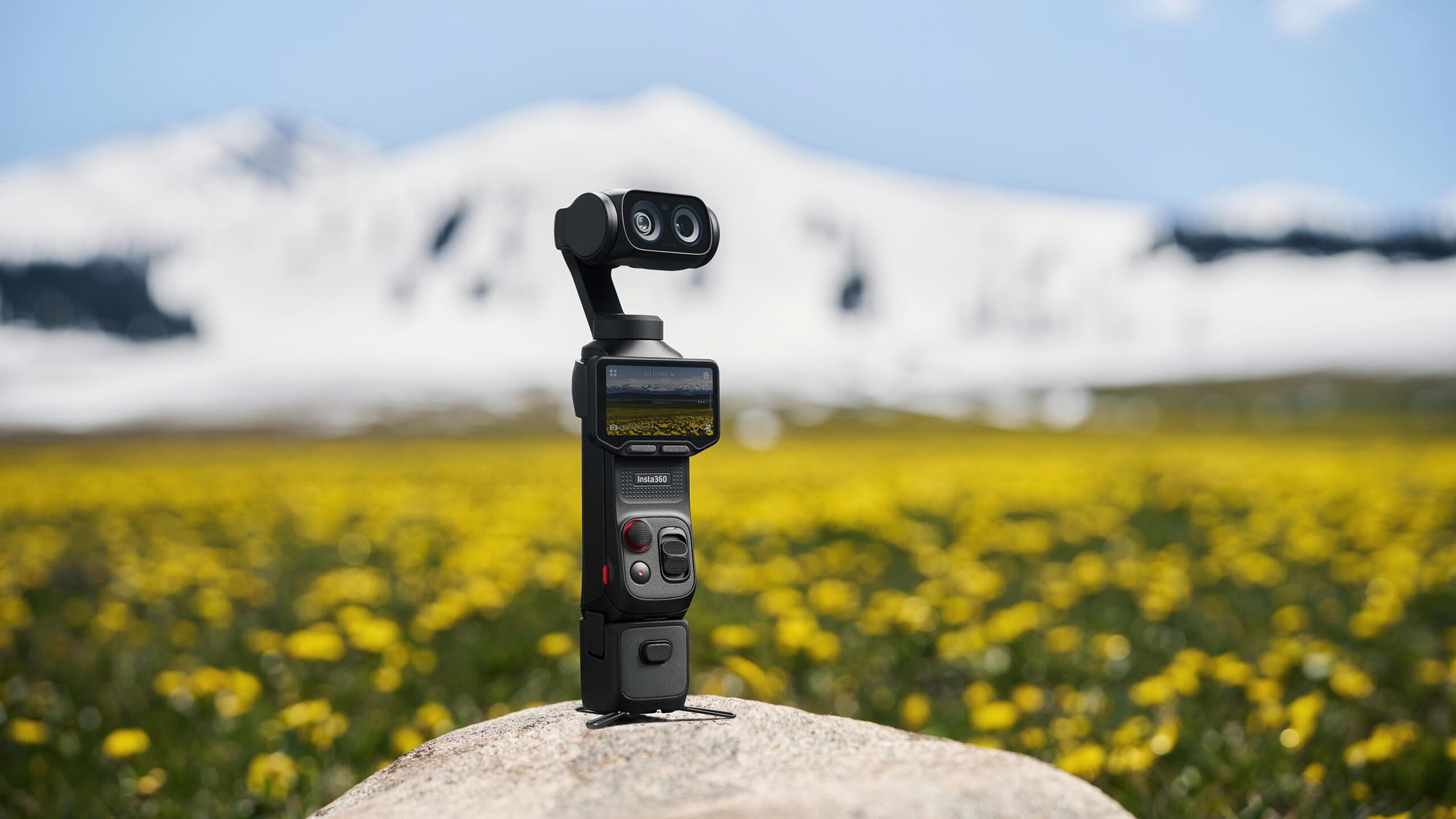 Insta360 Luna Ultra Review: Can Leica’s 8K Pocket Gimbal Beat DJI?