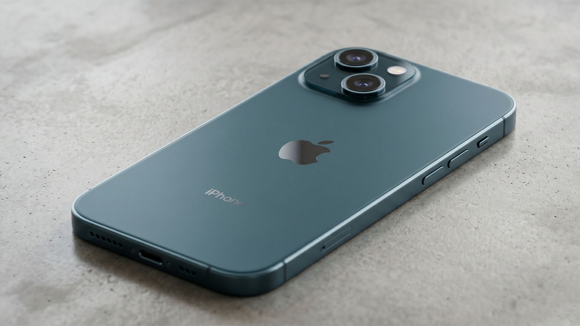 iPhone 18’s 12GB RAM Upgrade Comes With a Quiet Hardware Trade-Off