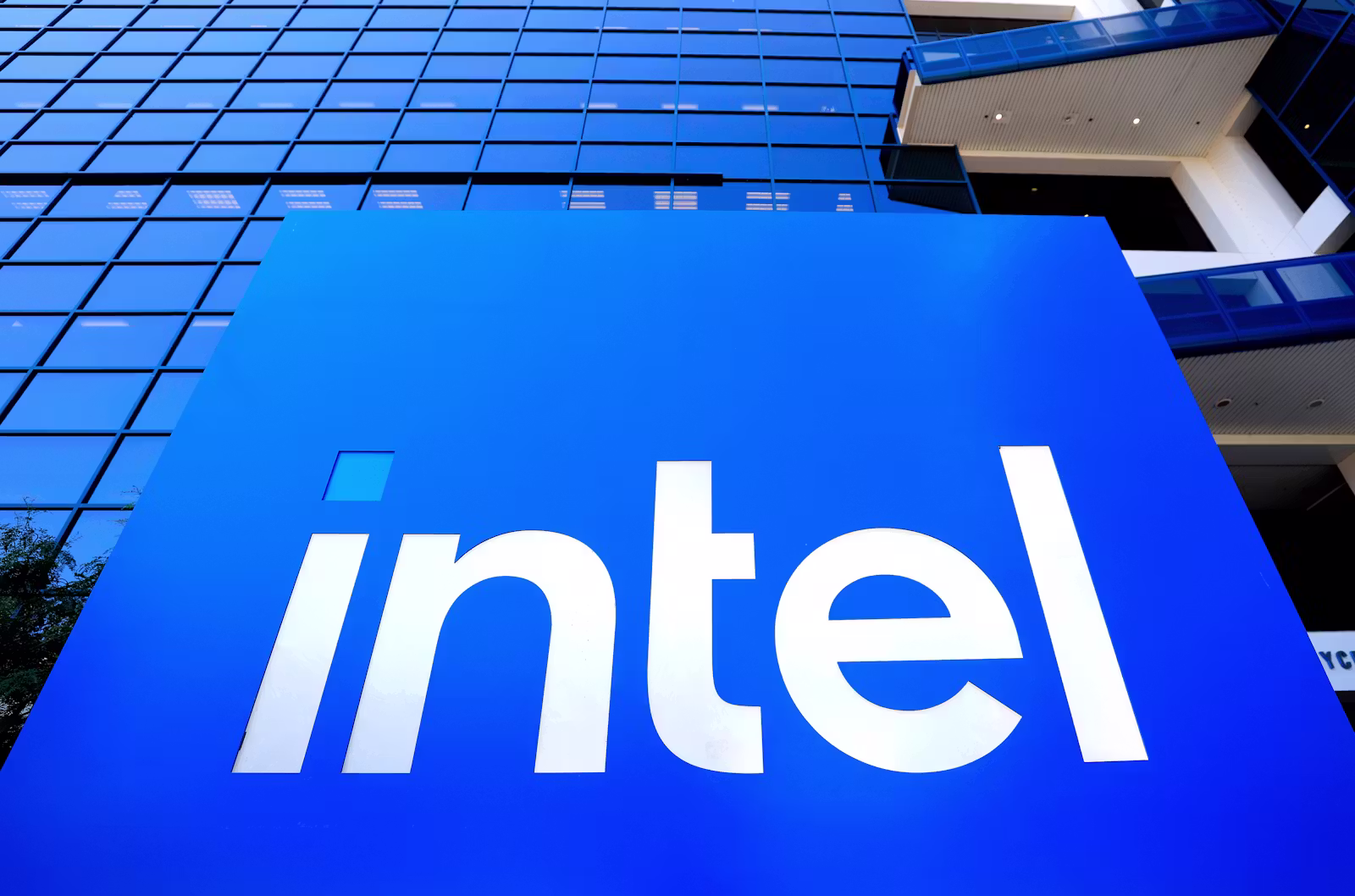 Oracle’s $50B AI Infrastructure Bet Faces Its Hardest Profit Test