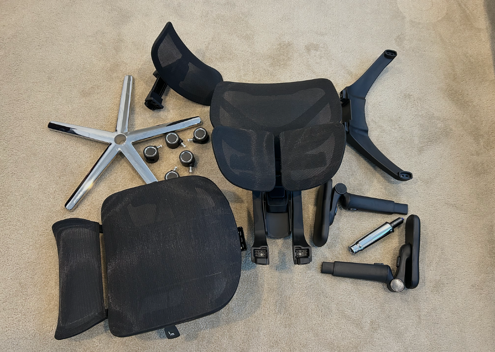 Secretlab Atlas vs FlexiSpot Sentinel-Pro: Which Chair Wins on Ergonomics?