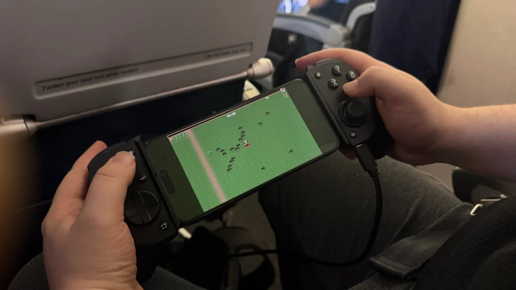 Razer Kishi V3 Pro vs GuliKit TT Max: Which Mobile Controller Wins