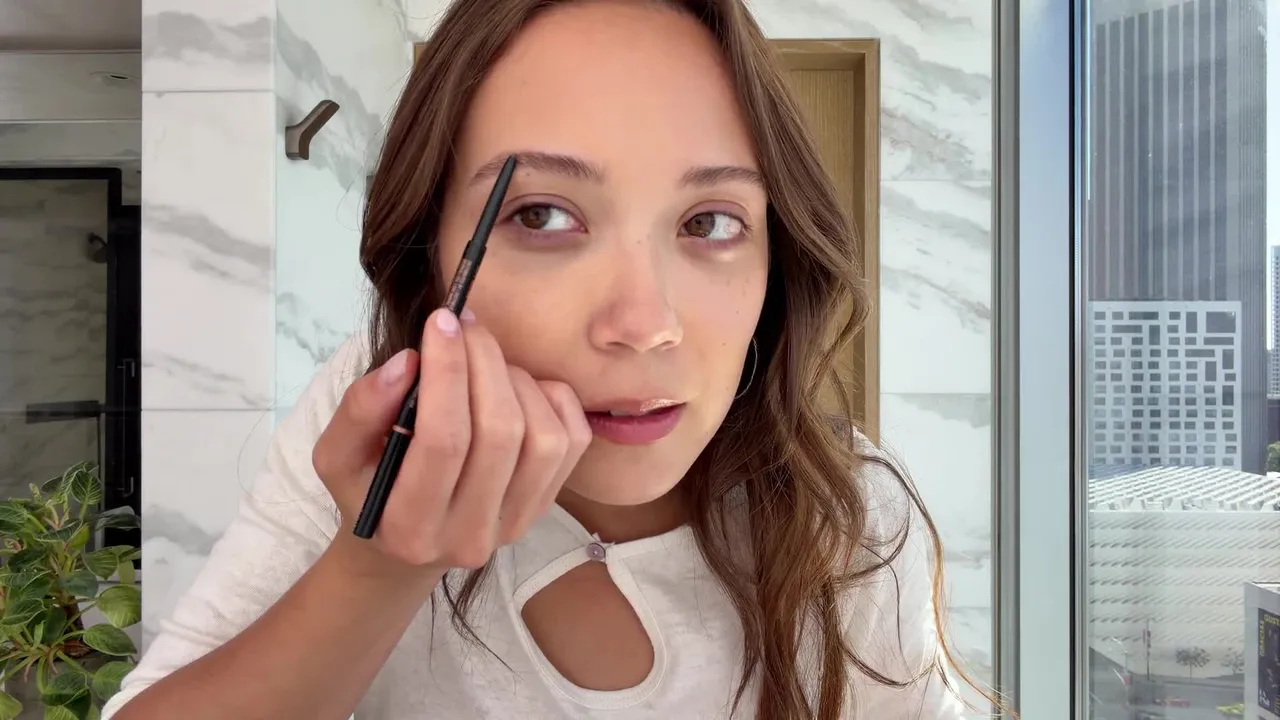 Inside the Beauty Routines of Today’s Top Celebrities