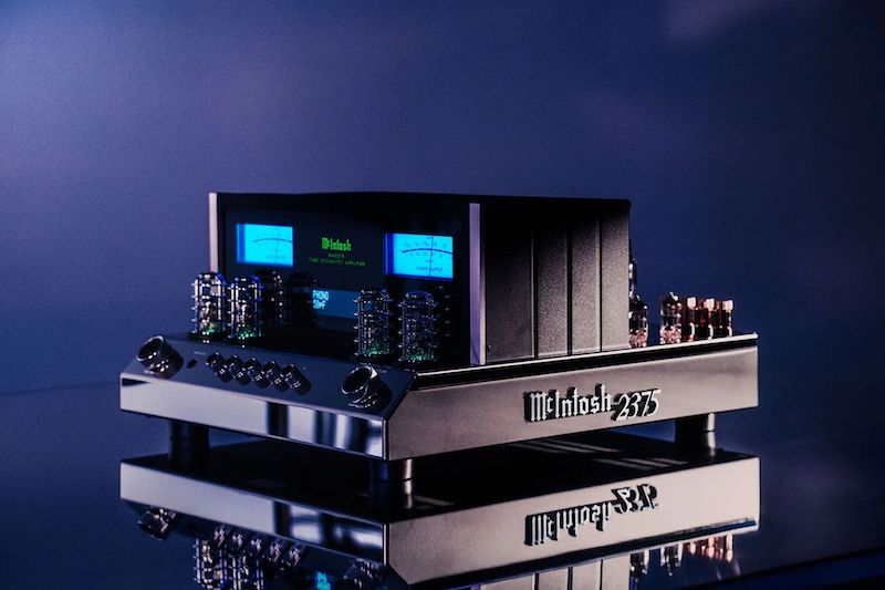 All-in-One Hi-Fi Consoles Are Making a Comeback