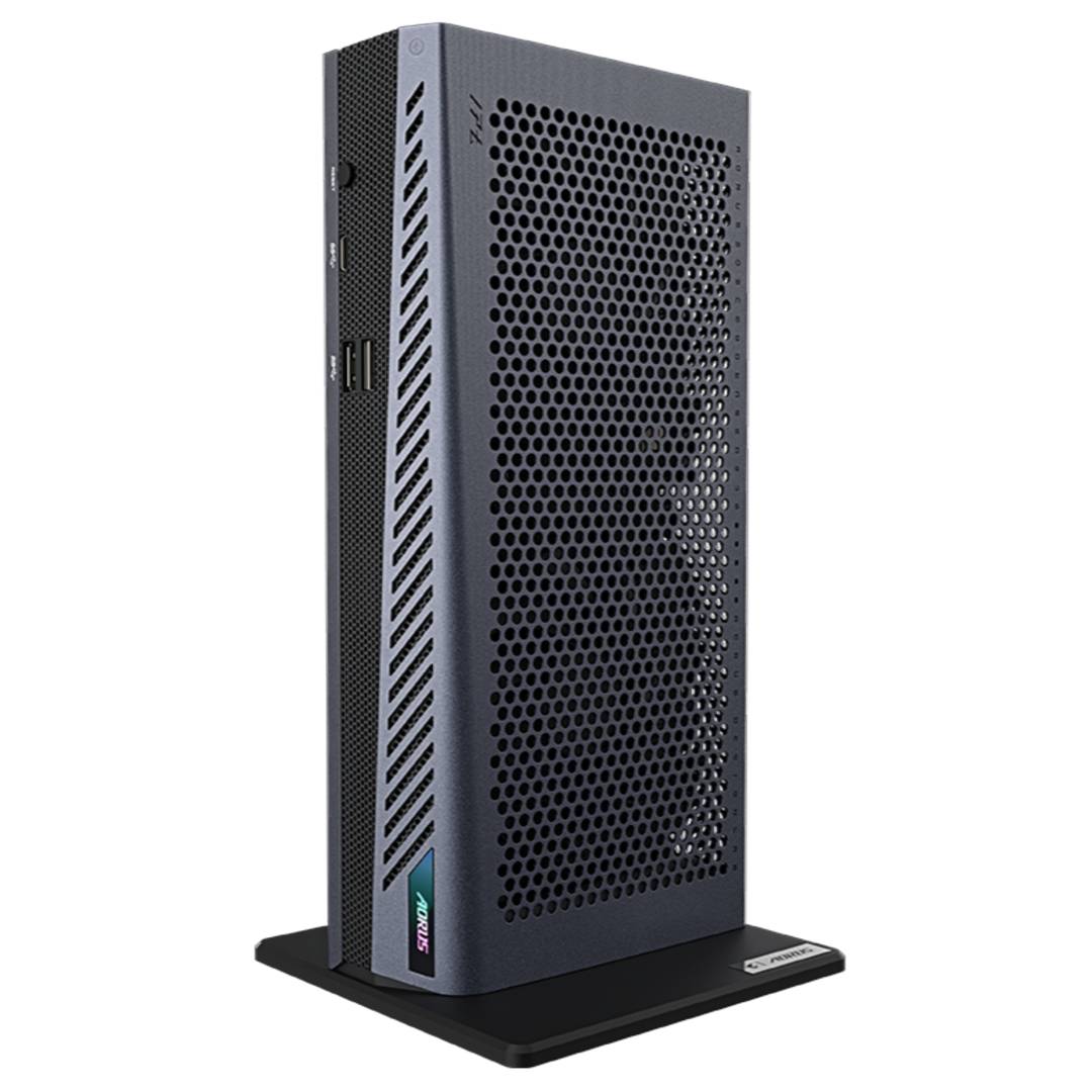 Thunderbolt 5 External GPUs Bring RTX 50 Power to Laptops