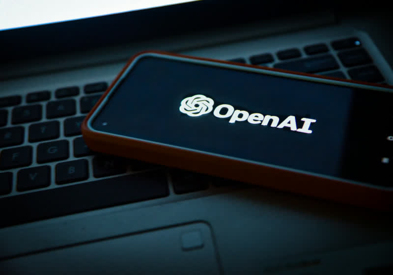 ChatGPT Races to 1 Billion Users as Rivals Close In