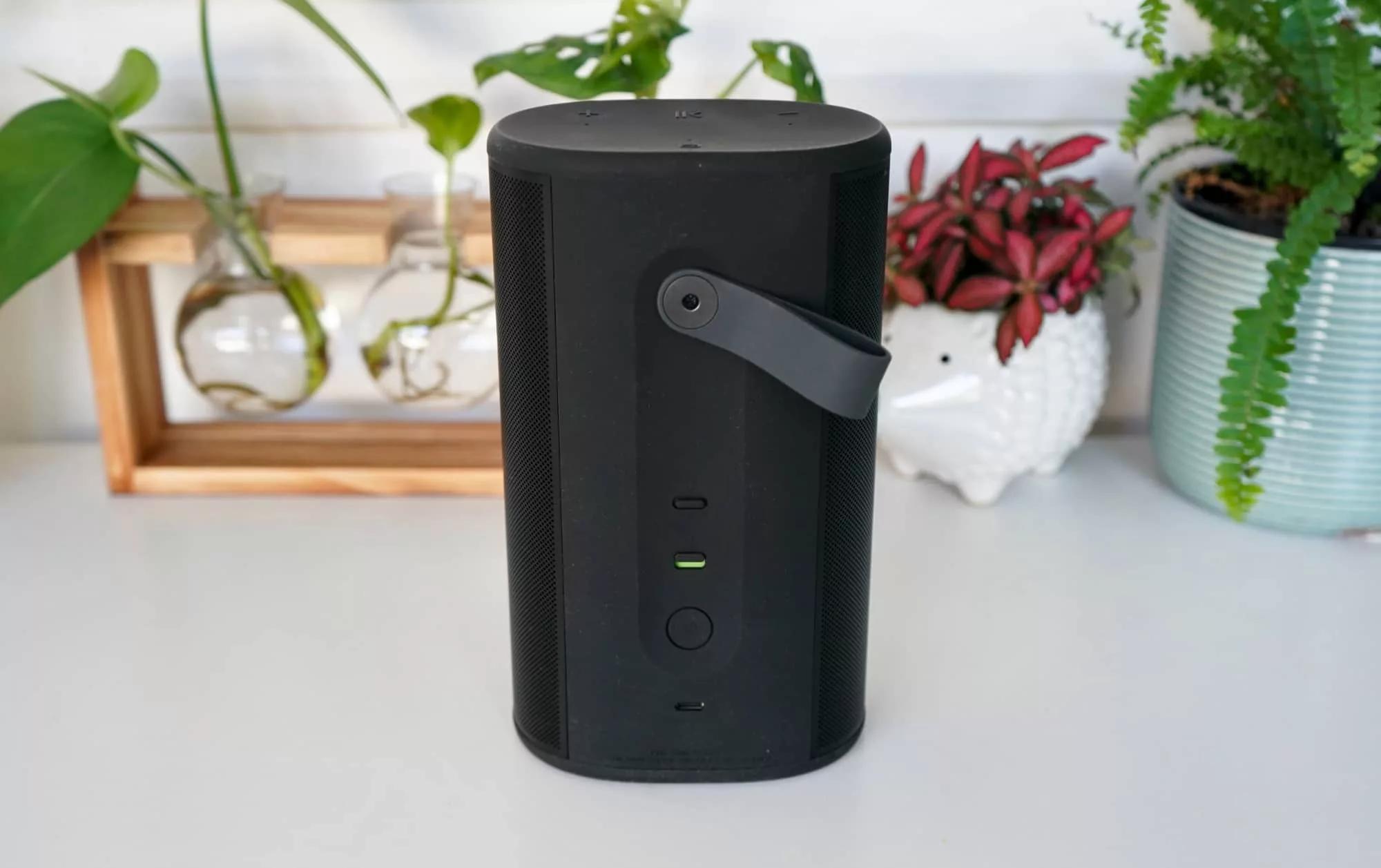 Sonos Play vs. Budget Bluetooth Speakers: The Real Mid‑Range Choice