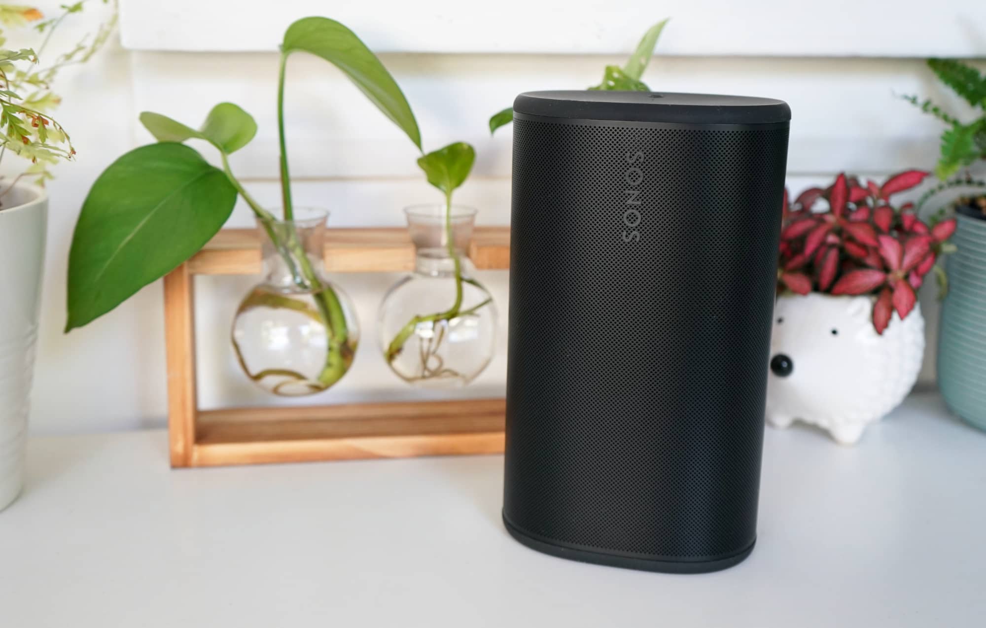 Sonos Play vs. Budget Bluetooth Speakers: The Real Mid‑Range Choice