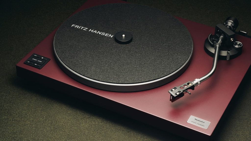 Bluetooth Turntables Prove Wireless Vinyl Can Sound Great