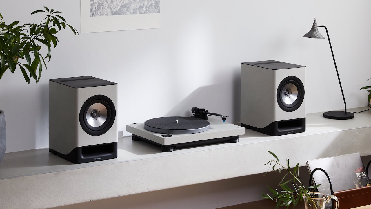 Bluetooth Turntables Prove Wireless Vinyl Can Sound Great