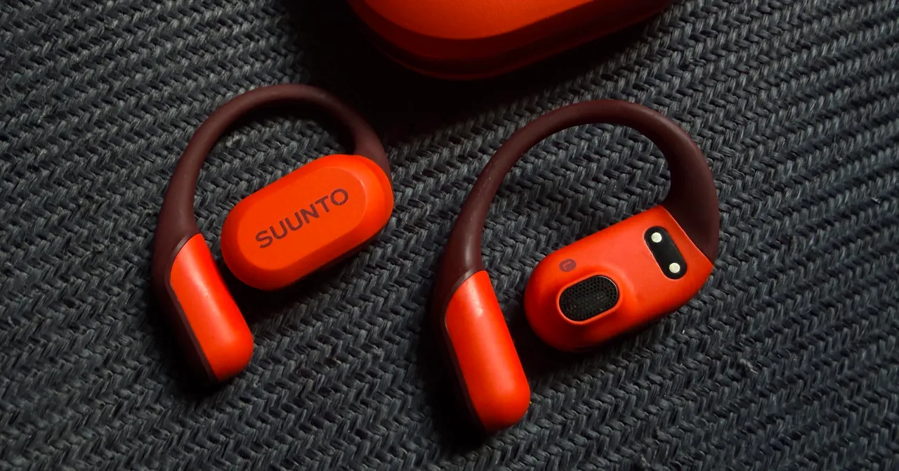 Fitness Trackers vs the Elements: Which Wearables Survive Summer