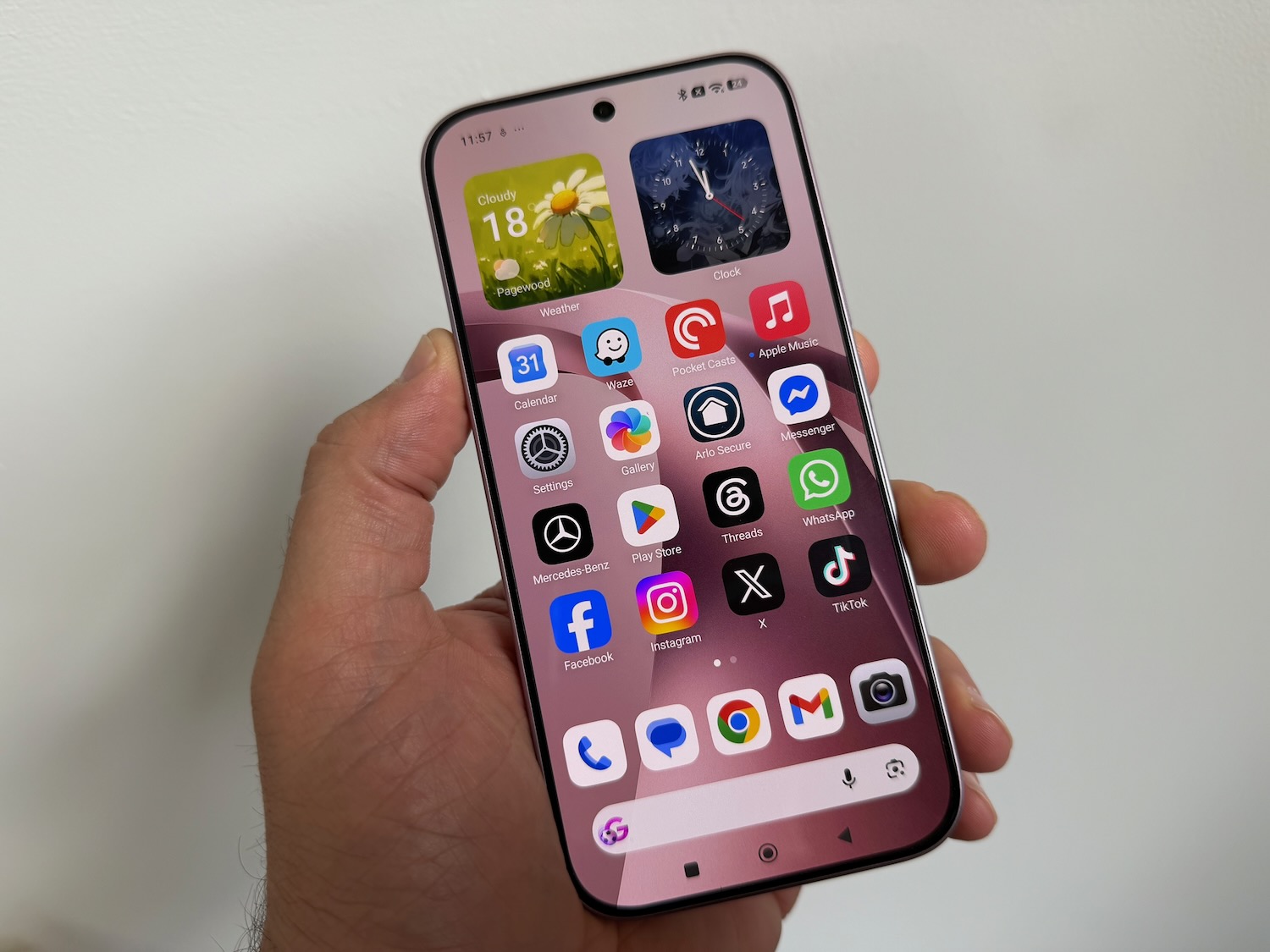 Xiaomi 17T Pro vs iPhone 17: Performance, Camera, and Value Showdown