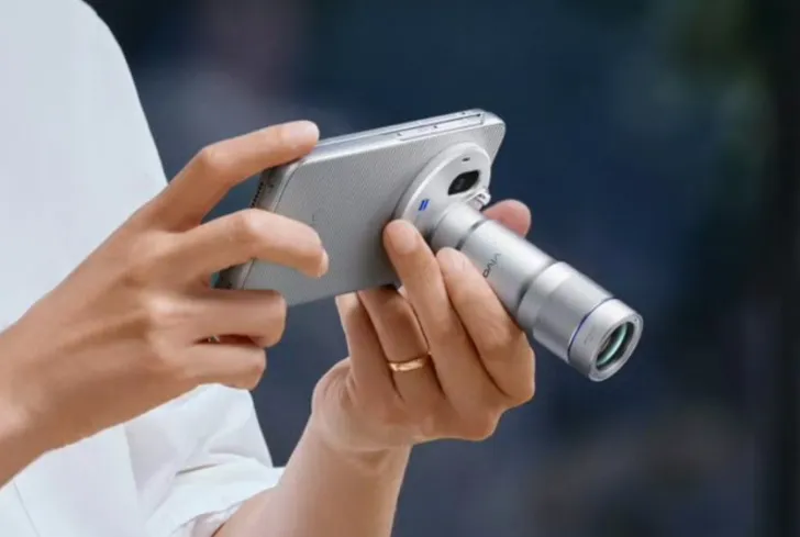 Vivo X Fold 6 Puts a 200MP Zeiss Camera System in a No-Compromise Foldable
