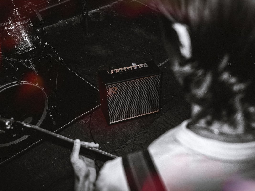 How Artist Signature Amp Lines and AI Tone Modeling Are Rewriting Guitar Gear
