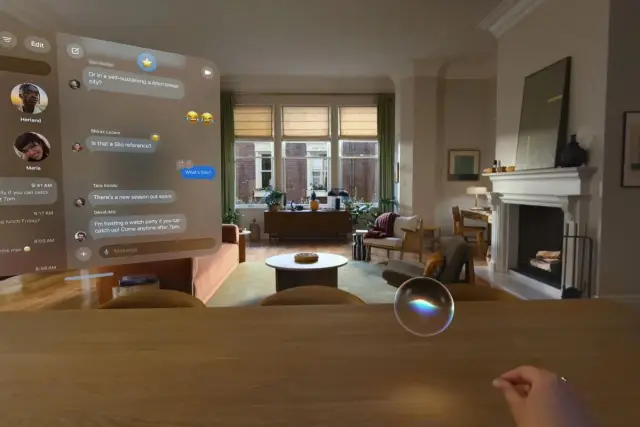 Siri’s AI Upgrade Hints at a Voice‑First Future for Vision Pro and Apple Smart Glasses