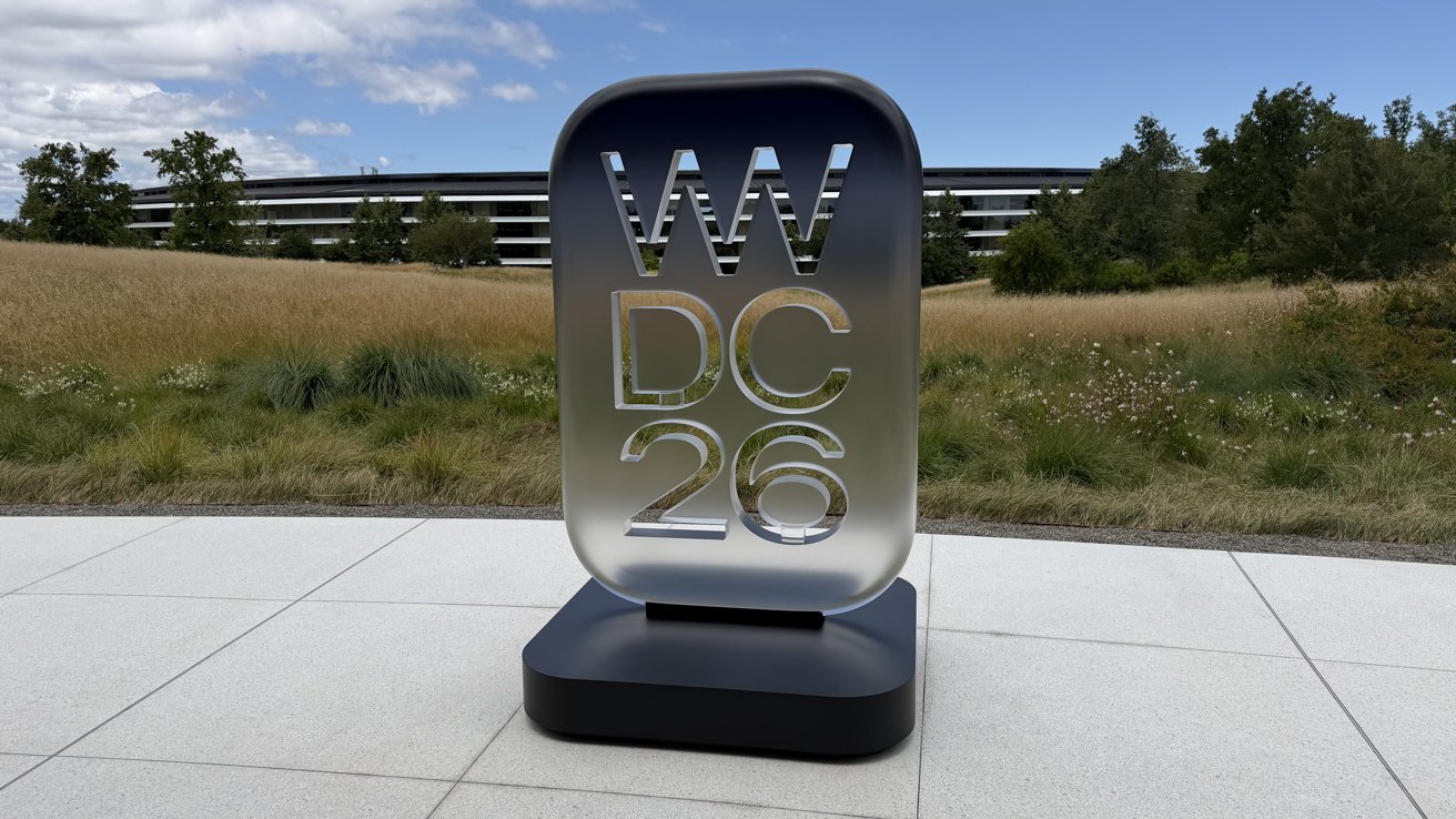 Apple Intelligence at WWDC: Xcode 27, On-Device AI and What Developers Need to Know