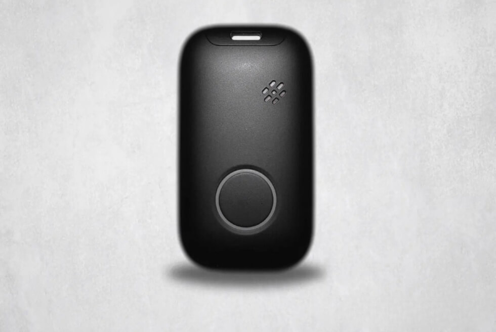 Smart Pendants Move Wearable Health Monitoring Beyond the Wrist