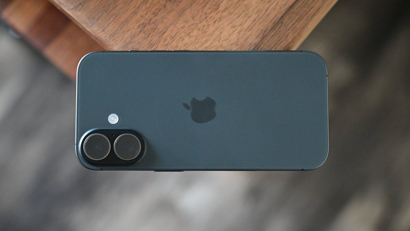 iPhone 18 RAM Upgrade Brings Full Siri AI Without a Price Shock