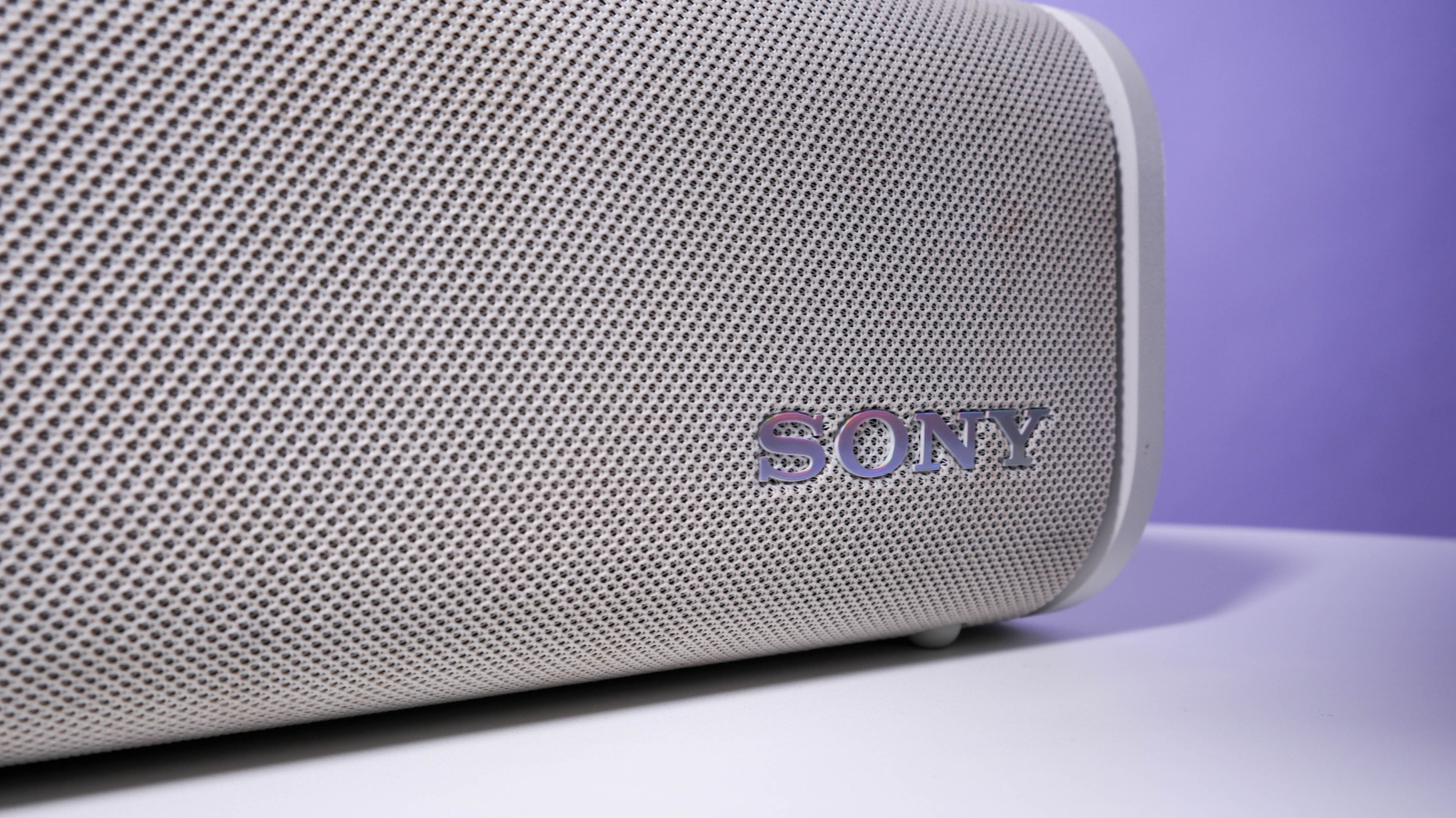 Sonos Play vs. Sony ULT Field 5: Premium Portable Speakers for Home and Outdoors