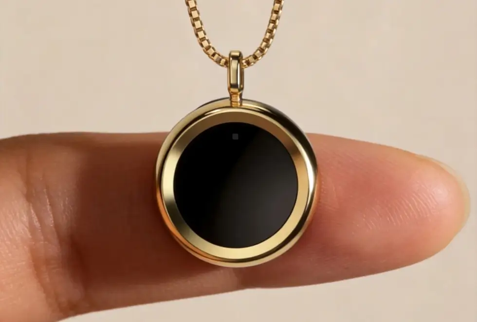 Smart UV Pendants Turn Real-Time Sun Data Into Daily Skin Protection