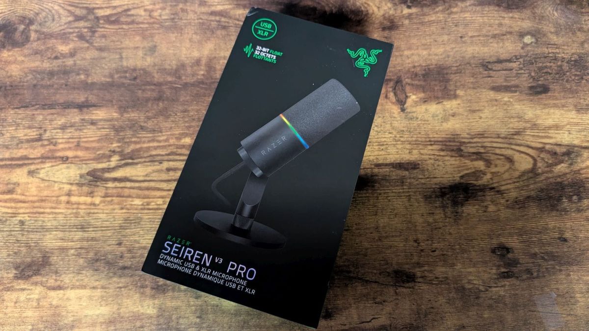 YoloCam S3 vs Razer Seiren V3 Pro: Where to Invest First as a Streamer