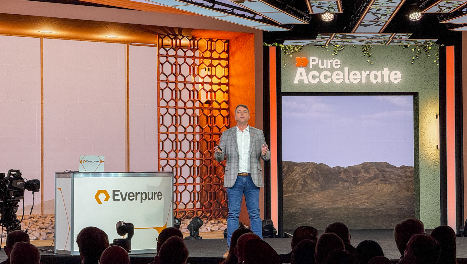 How GPU-Accelerated Data Pipelines Are Becoming the New Bottleneck Solver for Enterprise AI