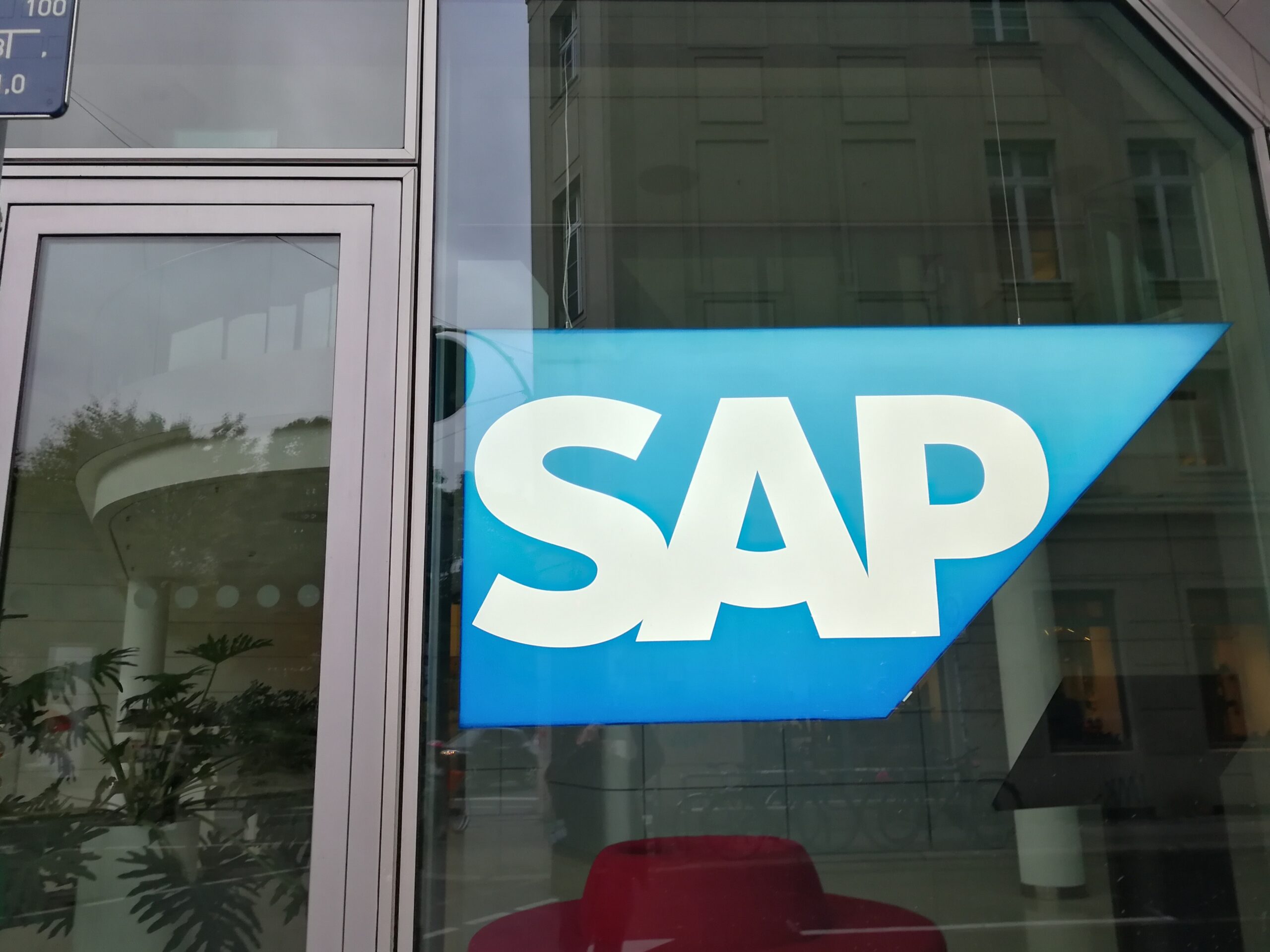 SAP Embeds n8n into Joule Studio to Democratize AI Agent Orchestration