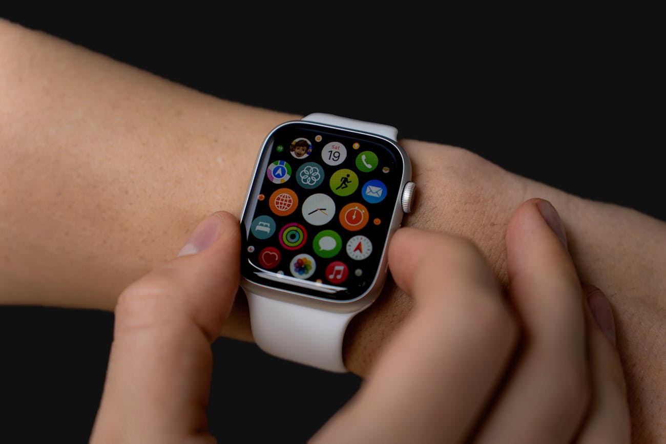 Apple’s watchOS 27 Support Cuts Leave Older Watches Behind