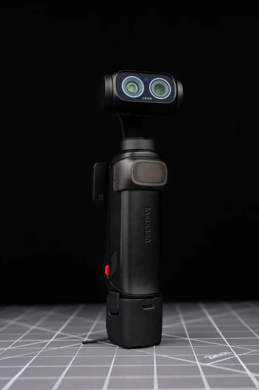 Insta360 Luna Ultra vs DJI Osmo Pocket 4: Which Pocket Vlogging Camera Wins for Creators