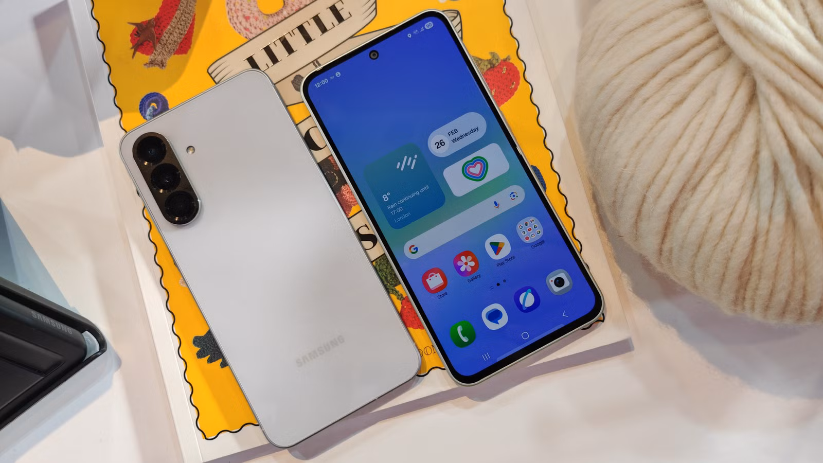 Samsung Galaxy A27 and OPPO Reno16 Redefine the Sub-$400 Smartphone Race