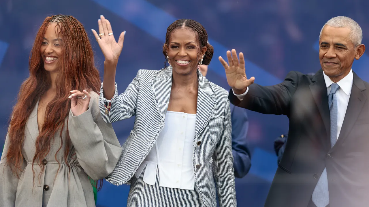 Michelle Obama's Baby Blue Nails Make Minimalism the New Power Statement