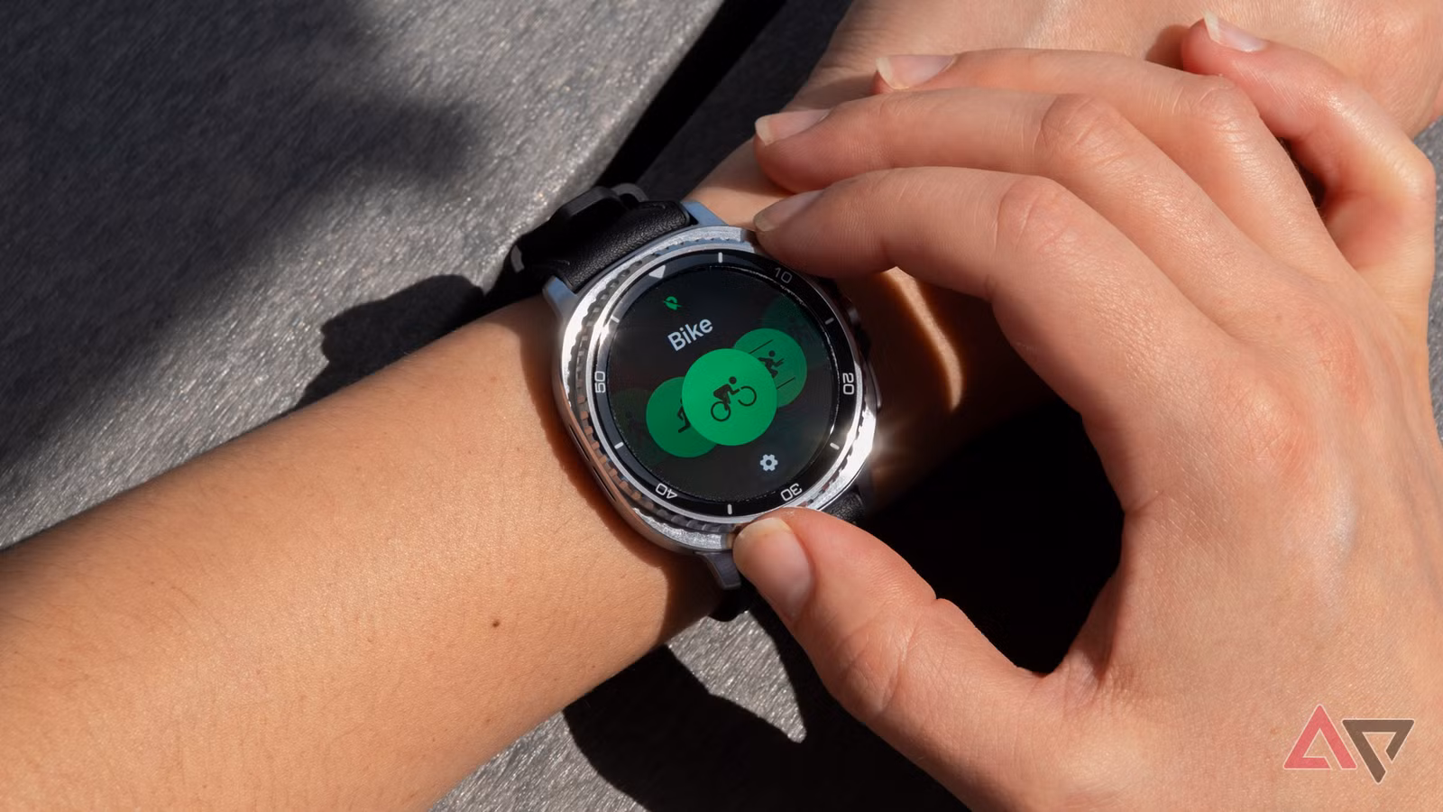Samsung’s Smartwatch Slump: How Apple and Chinese Brands Pulled Ahead