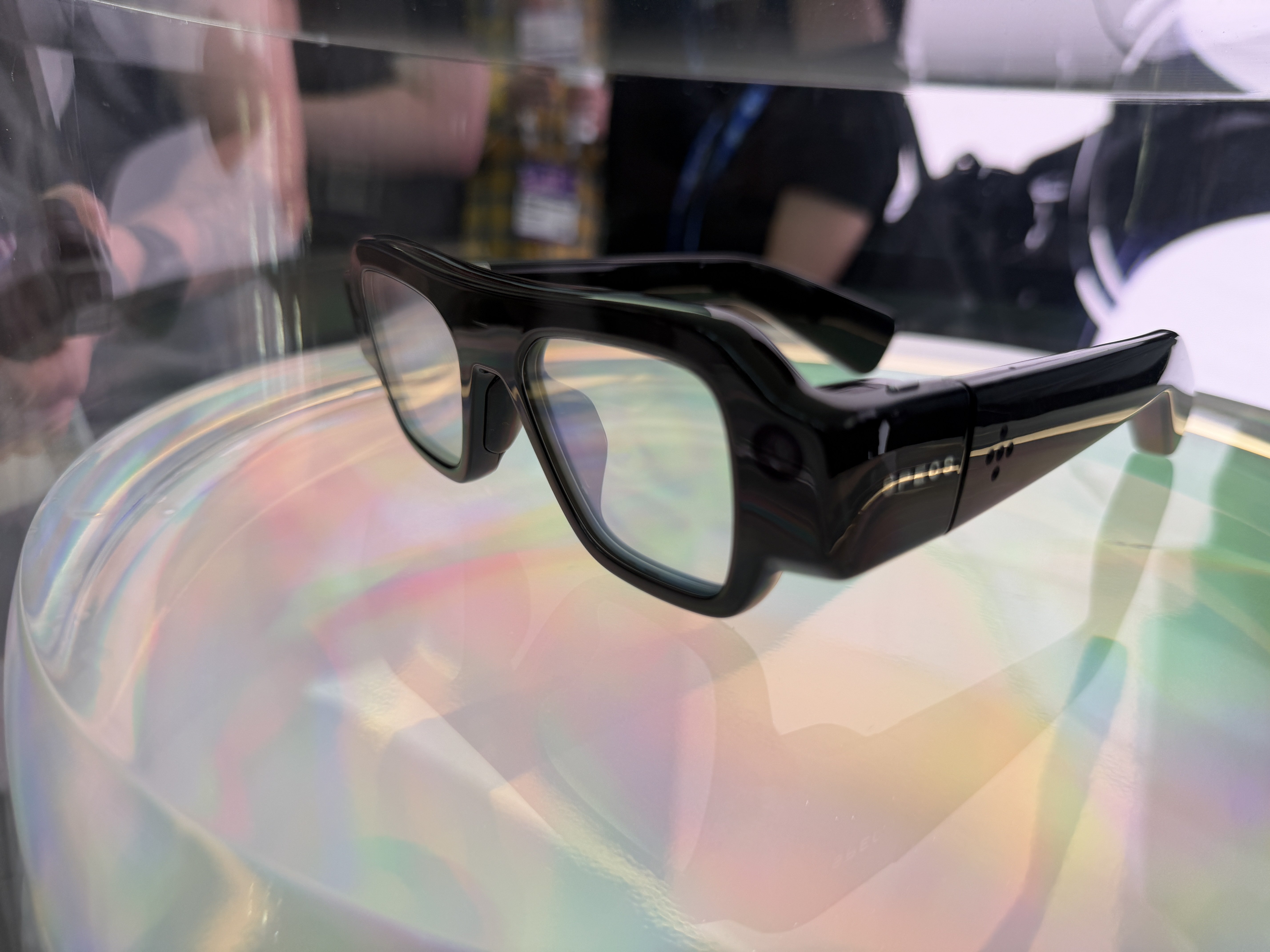 Snap Specs Look Futuristic but Feel Uncomfortable