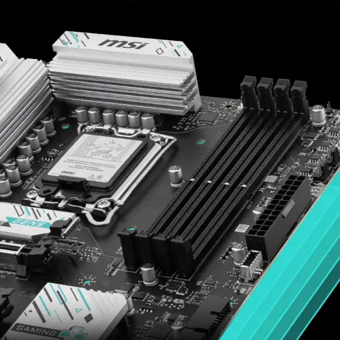 HUDIMM DDR5 on Mainstream Motherboards: Performance vs. Price