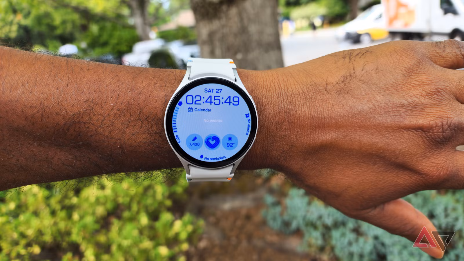 Wear OS 6 App Launch Loop Traps Galaxy Watch Users—Here’s the Fix