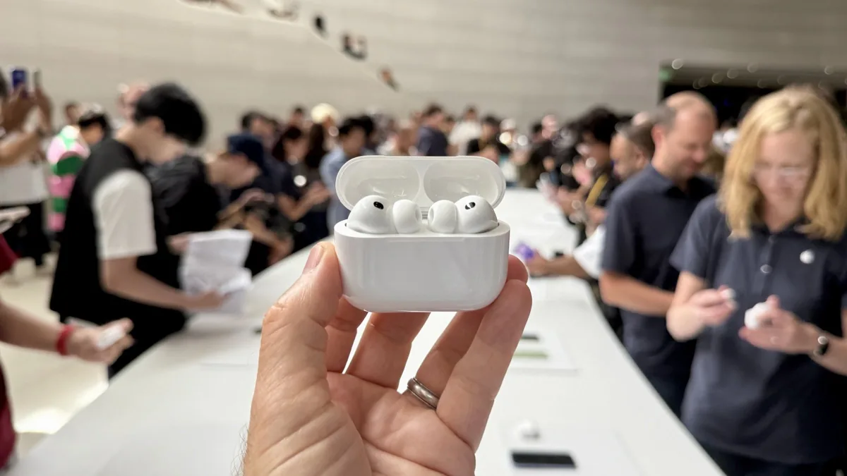 Master Your AirPods Pro 3: 10 Hidden Settings Most People Miss