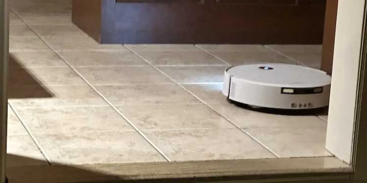 Roborock vs. Dreame vs. YEEDI vs. Ecovacs: Which Prime Day Robot Vacuum Deal Wins?