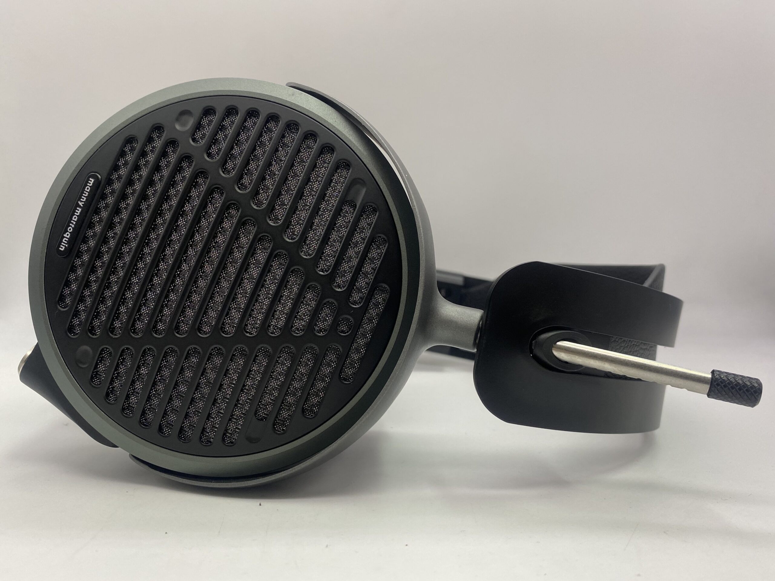 Open-Back Headphones Enter Gaming: ASUS ROG Kithara vs Audeze MM-520