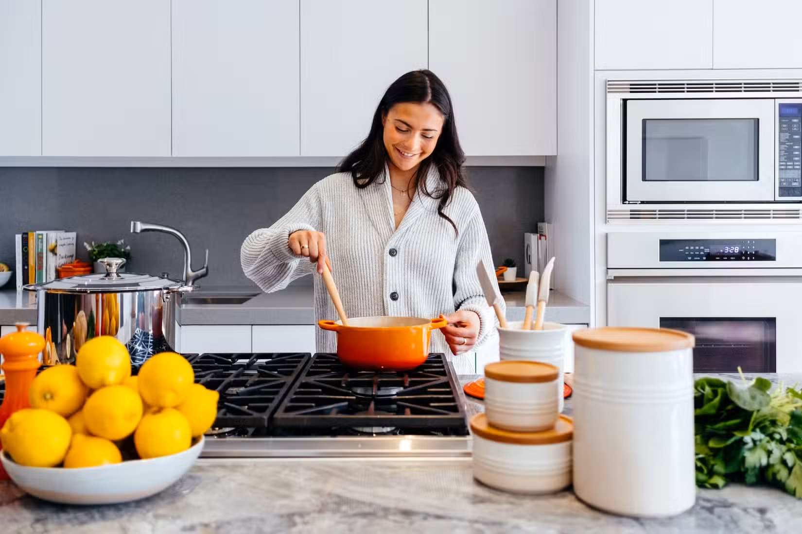 Fitbit Air's Health Coach Is Powerful but Pushy