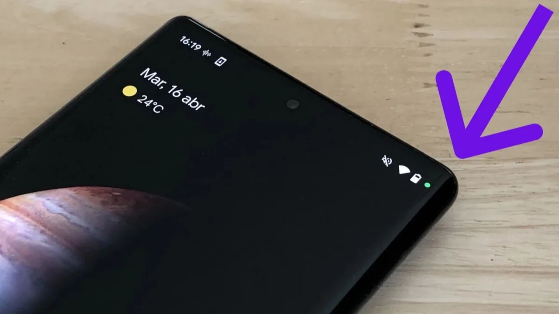 What Those Colored Dots on Your Phone Mean for Your Privacy
