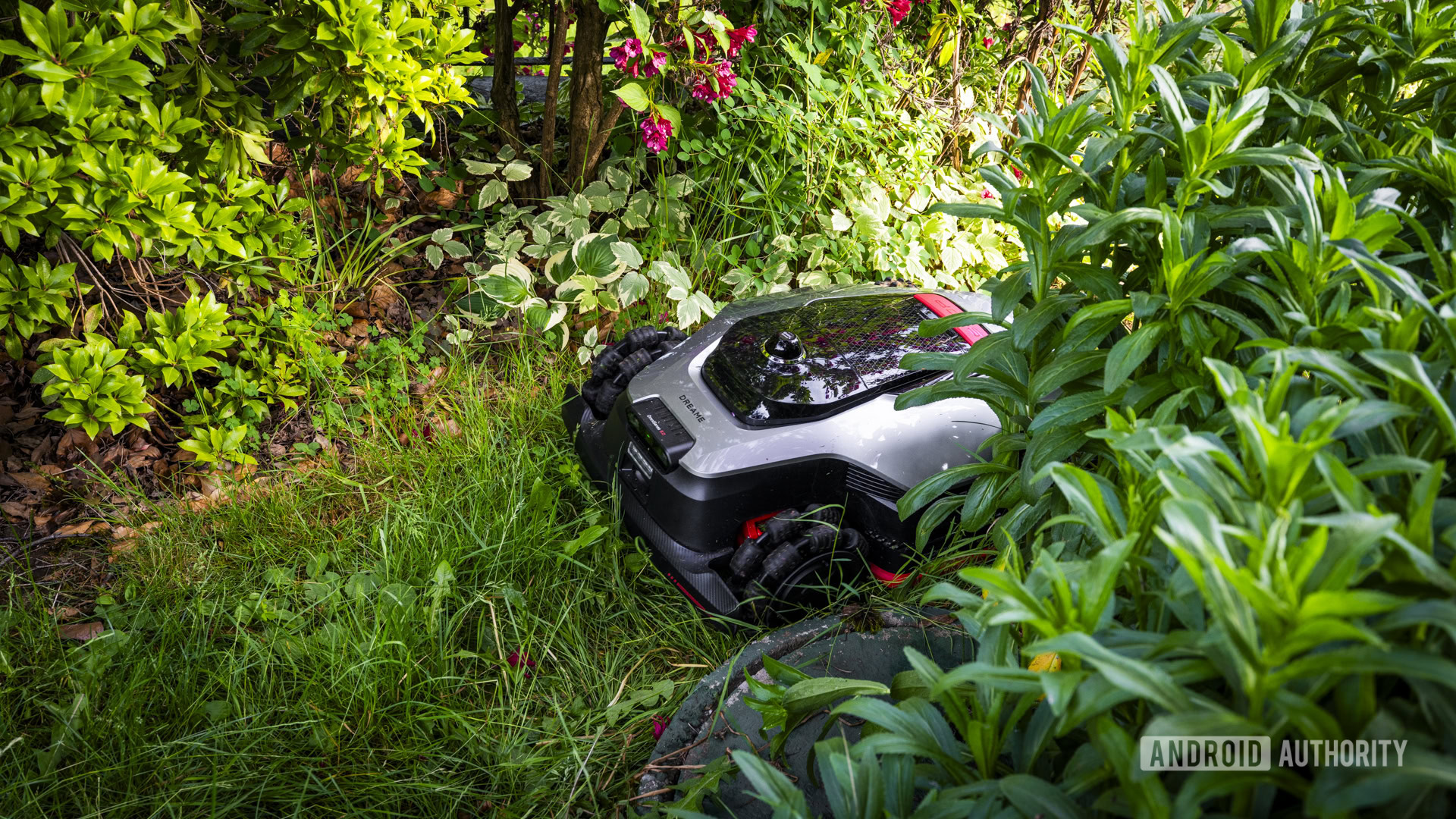 Robot Lawn Mower Prime Day Deals: LUBA 3 AWD vs Dreame A3 AWD Pro