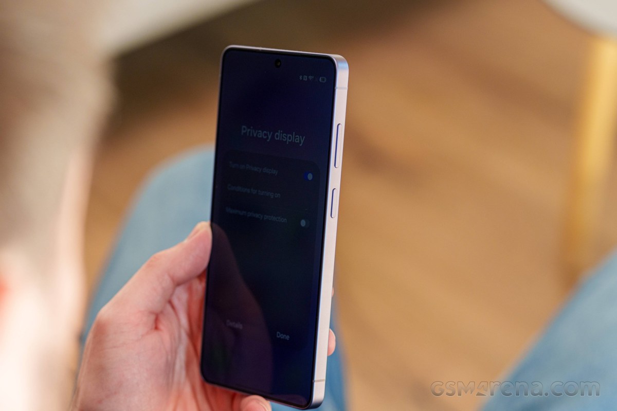 Xiaomi 18 Pro Privacy Display: Samsung-Inspired Screen Tech for Discreet Viewing
