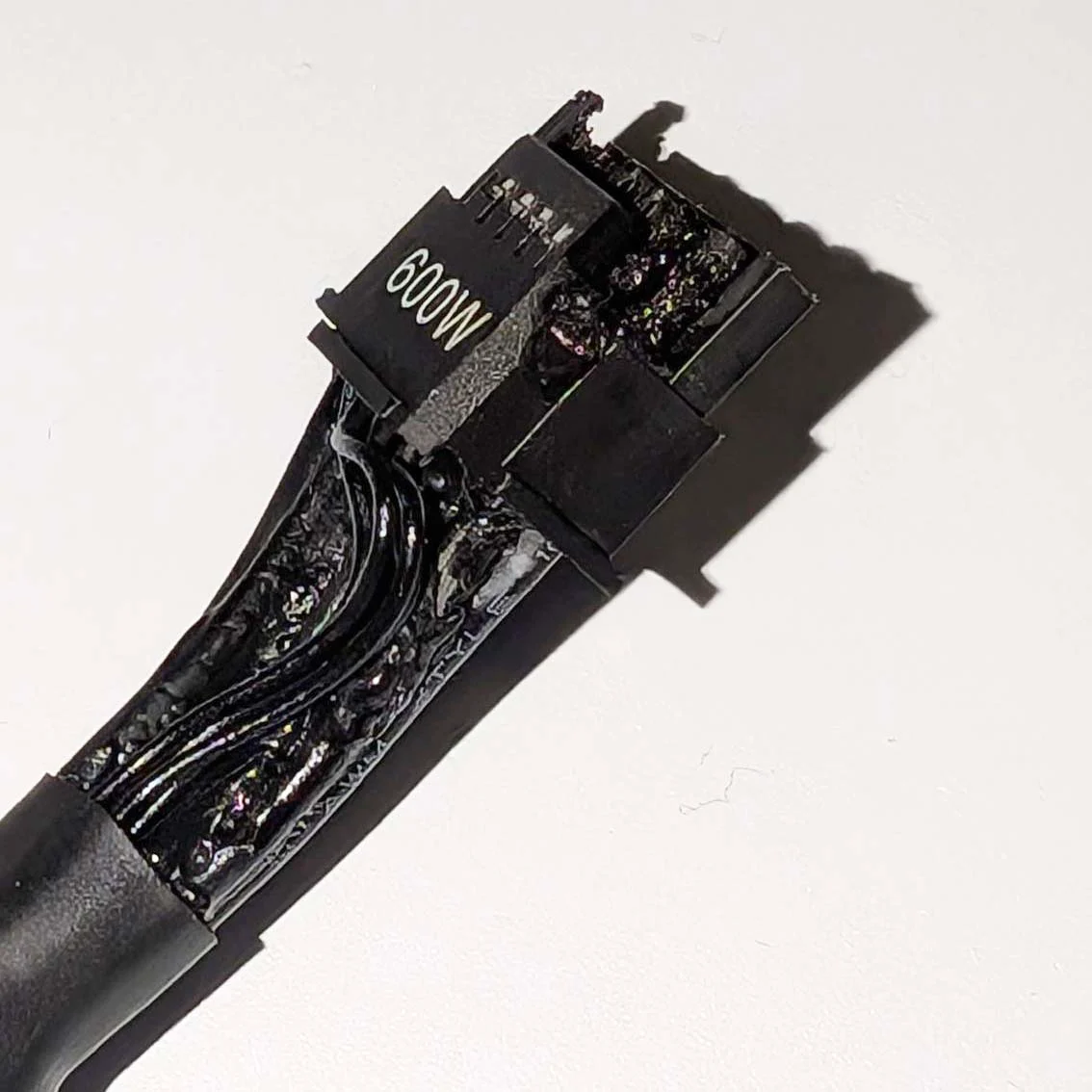 RTX 5090 Connectors Keep Melting—and It Is Not Your Fault